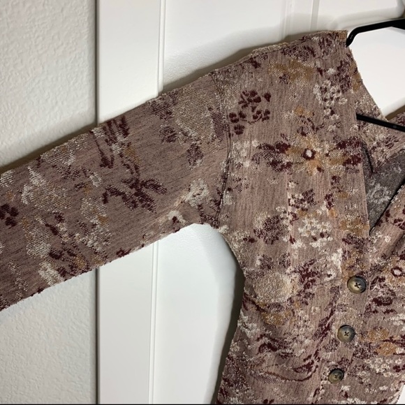 Free People Cropped Sweater - Picture 8 of 10